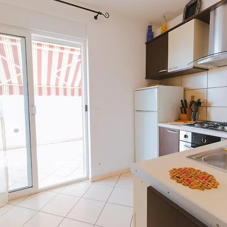 Apartmani Villa Marija Omis Exterior photo