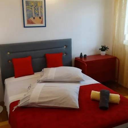 Apartmani Villa Marija Omis Exterior photo